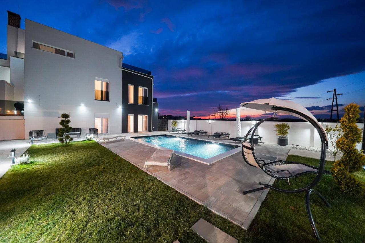 D-Palace Apartments-Olive Tree Donji Zemunik 外观 照片