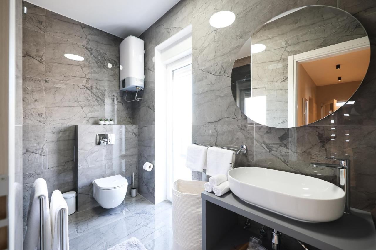 D-Palace Apartments-Olive Tree Donji Zemunik 外观 照片